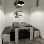شقة Elmira